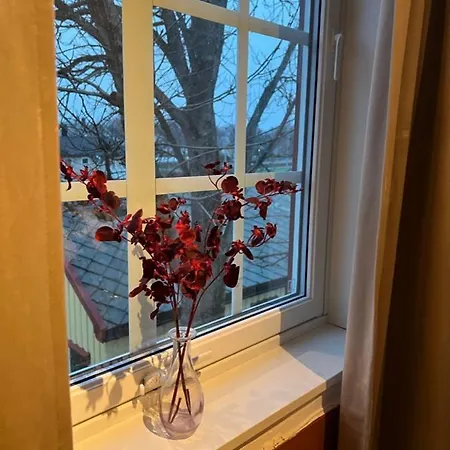 Sjarmerende Hus Med Veldig Stort Uteareal. Villa
