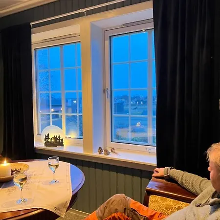 Villa Sjarmerende Hus Med Veldig Stort Uteareal. Brekstad