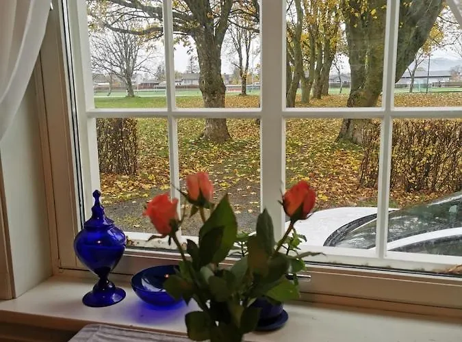 Sjarmerende Hus Med Veldig Stort Uteareal. * Brekstad