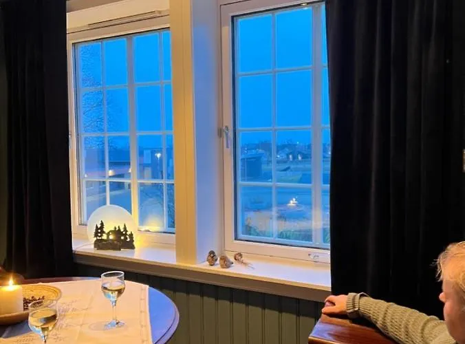 Villa Sjarmerende Hus Med Veldig Stort Uteareal. Brekstad