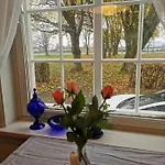 Sjarmerende Hus Med Veldig Stort Uteareal. * Brekstad